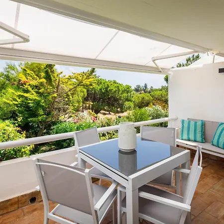 Victory Village T1 & Rooftop Terrace アパート