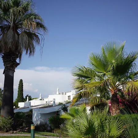 Victory Village T1 & Rooftop Terrace アパート