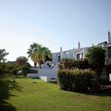 Daire Victory Village T1 & Rooftop Terrace *